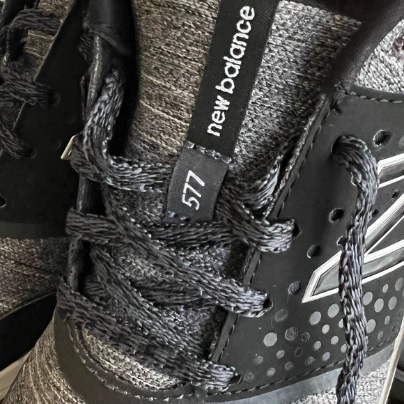 577 Cross Trainer Tennis Shoes - Picture 6 of 7